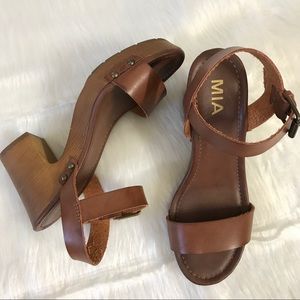 MIA Women's Manuela Platform Sandal, Cognac, 8 M